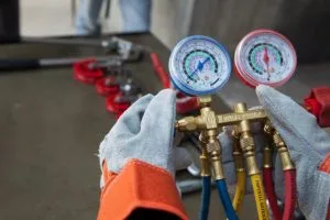 HVAC Technician AC tune-up